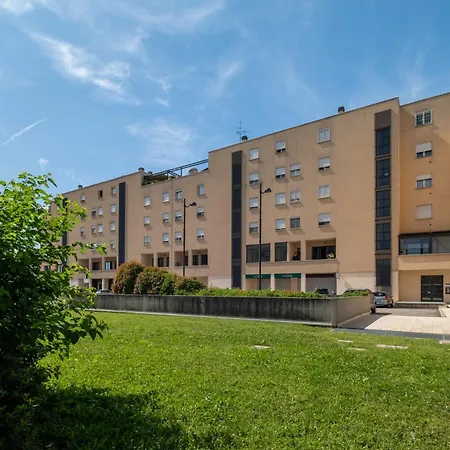 Homeby, Savena Terrace